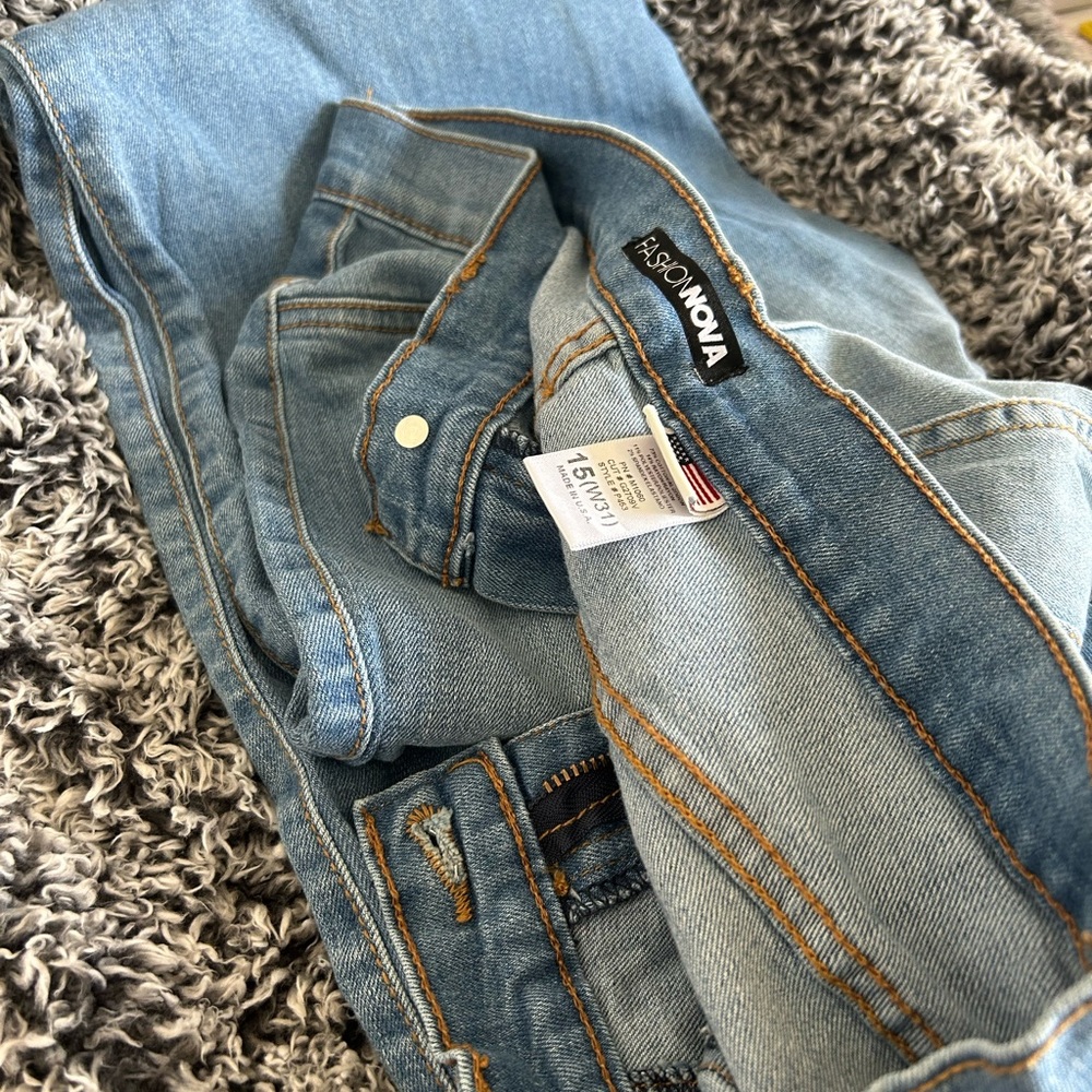 Fashion Nova Light Wash Skinny Jeans